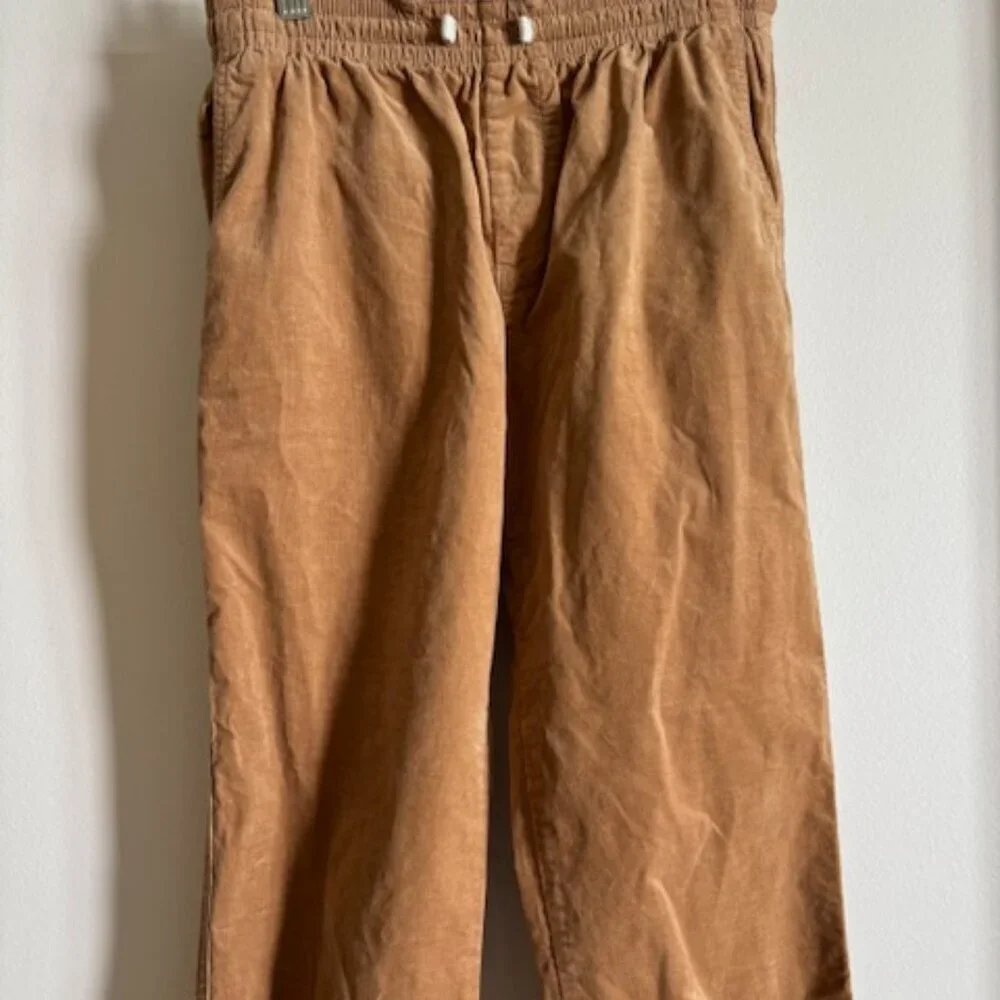Vineyard Vines boys corduroy pants - size large